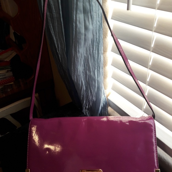 NWOT Authentic Michael Kors Clutch - Picture 2 of 7